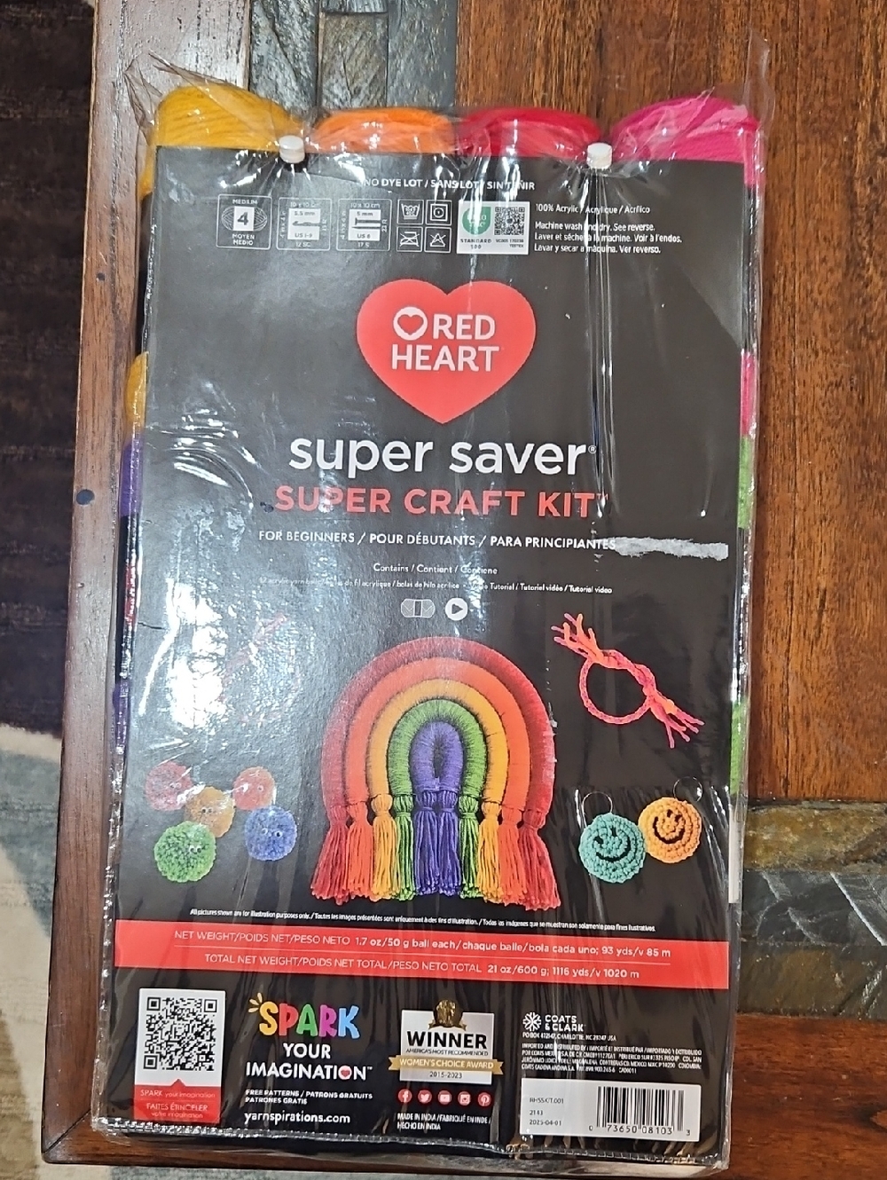 Red Heart Super Saver - Super CRAFT KIT